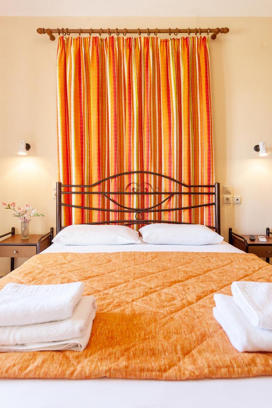 Mon Repos Lejlighedshotel Panormos  Eksteriør billede